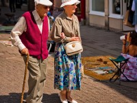 Случайная фотография. Elderly in Brighton. Автор: Garry Knight